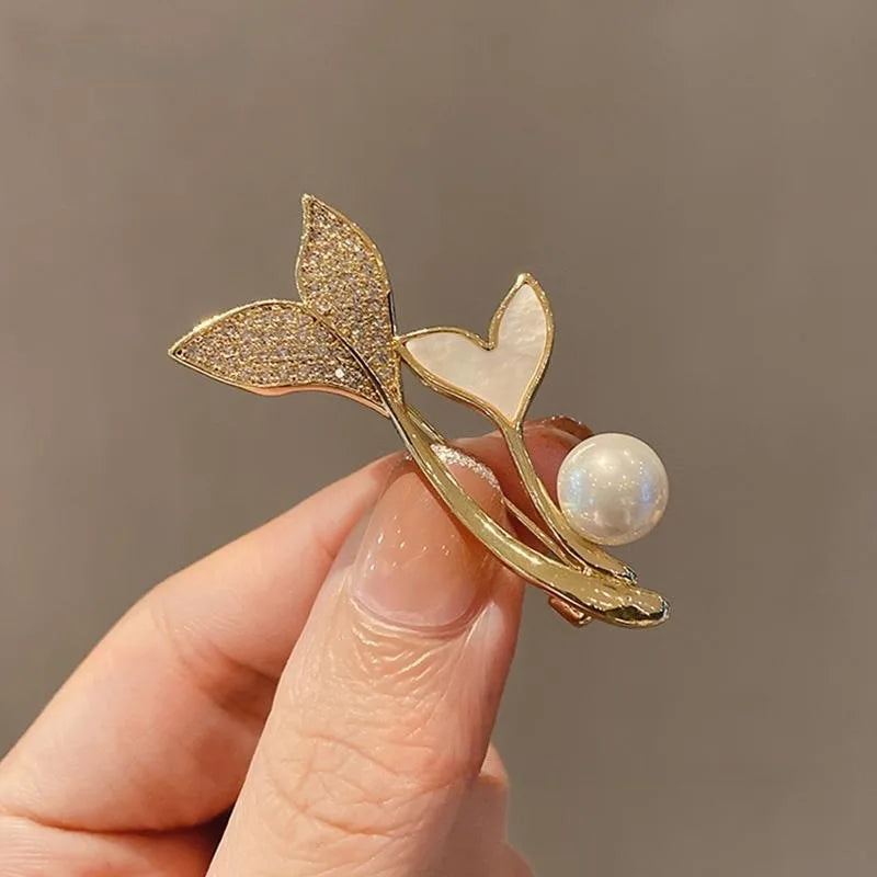 Broche de tulipa elegante