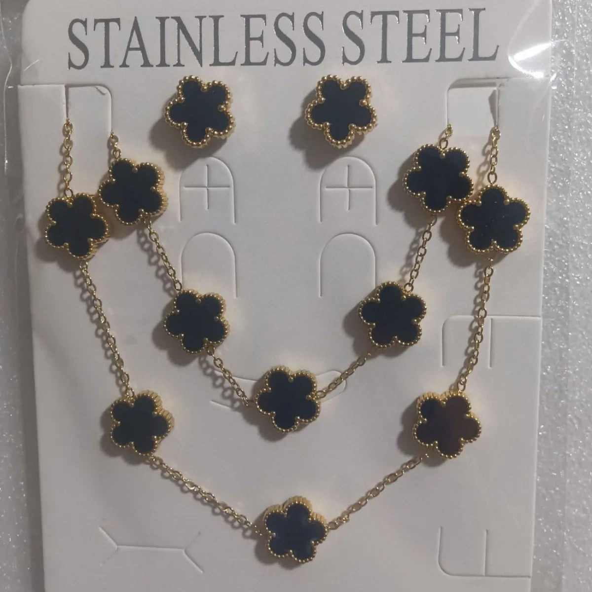 Conjunto de joias de trevo